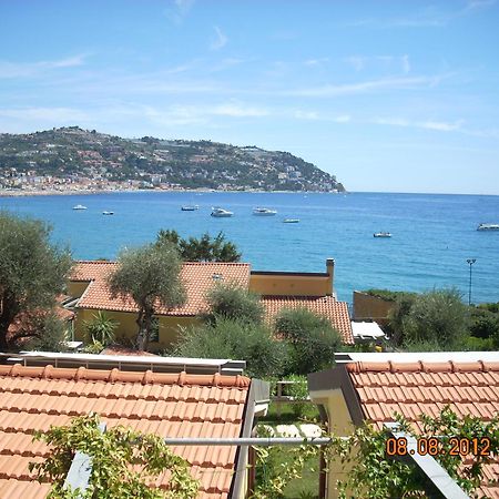 Residence Baia La Ruota Bordighera Zewnętrze zdjęcie