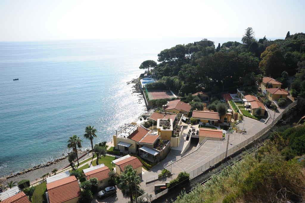 Residence Baia La Ruota Bordighera Zewnętrze zdjęcie